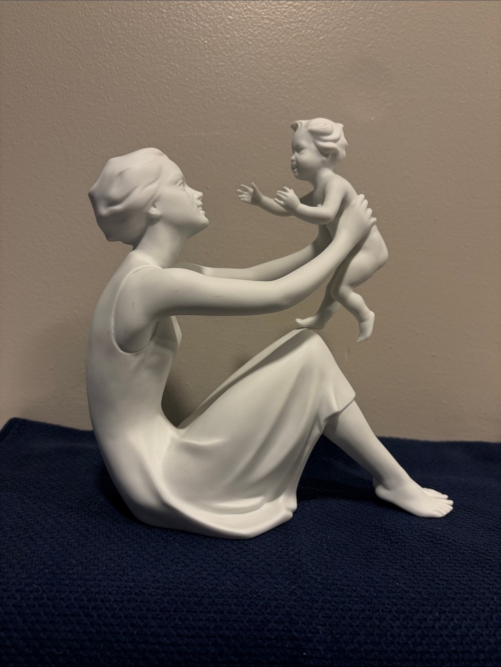 VTG Kaiser White Porcelain Figurine Mother And Child Bisque Matte